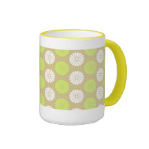 Abstracte bloemen op beige mok