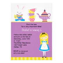 Alice dans des invitations du pays des merveilles