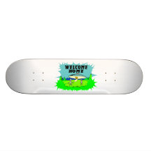 Aliens à la maison bienvenus plateaux de skateboards