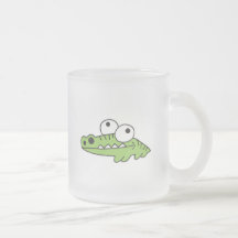 alligator maladroit de bébé tasse