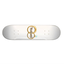 Anneaux de mariage de nouveaux mariés plateaux de skateboards