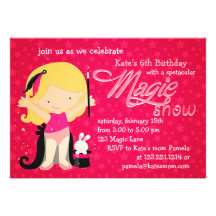Anniversaire magique de thème de filles cartons d'invitation personnalisés