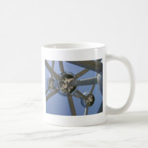 Atomium, Bruxelles, Belgique Mugs