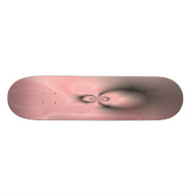 Aube d'une planche à roulettes de nouvelle naissan