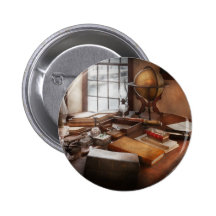 Avocat - l'aventurier pin's