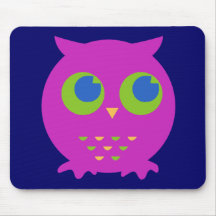 Bande dessinée pourpre mignonne de hibou tapis de souris