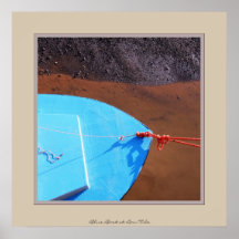 Blauwe Boot at Low Tide Posters