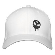 BleedingMedia.com a adapté le chapeau Casquettes Brodées