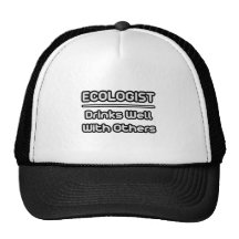 Boissons d'écologiste… bien avec d'autres casquettes de camionneur