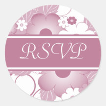 Bouquet mauve épousant des autocollants de RSVP