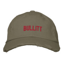 bullitt en rouge chapeaux brodés