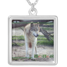 c-2011-grey-wolf-008 collier