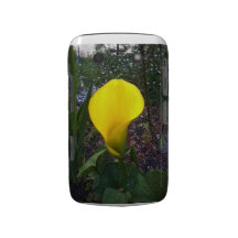Caisse audacieuse de Blackberry de fleur jaune Coques Blackberry