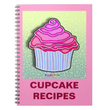 Carnet de recette de petit gâteau givré par fraise