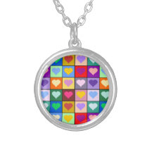 Carrés colorés de coeur collier