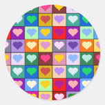 Carrés multicolores de coeur adhésif rond