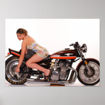 Cassie et le Z1 Posters