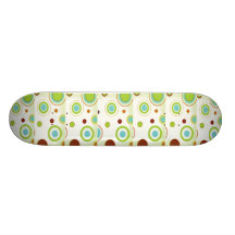 cercles bruns et verts plateaux de skateboards customisés
