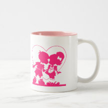 C'est tasse de jour de Valentines de baiser de gar