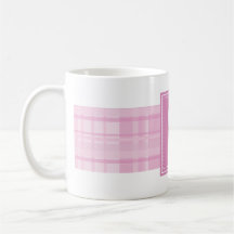C'est une fille tasses