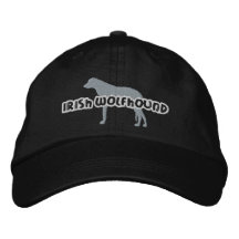 Chapeau brodé de chien-loup irlandais de silhouett