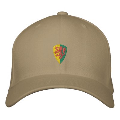 Chapeau brodé par maréchal de William