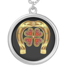charmes chanceux pendentif