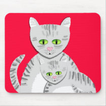 Chat et chaton tigrés argentés de mère tapis de souris