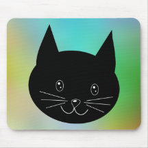 Chat noir, avec un arrière - plan de couleurs d'ar tapis de souris