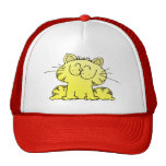 Chaton jaune mignon casquette de camionneur