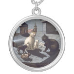 Cinq chats chantant sur un collier plaqué par arge