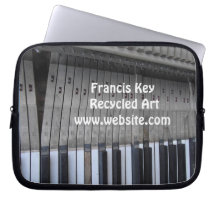 Clavier de piano, matériaux repris trousse pour ordinateur portable