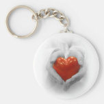 Coeur rouge dans des mains, je t'aime forme porte-clefs