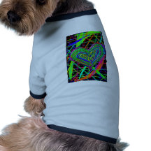 Coeur rougeoyant t-shirt pour chien