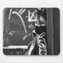 Collette Von Tora - tapis noir et blanc de souris 