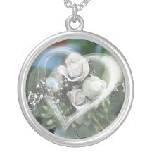 Collier de coeur et de roses