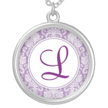 Collier de monogramme de damassé