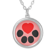 Collier de patte de coeur