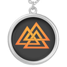 Collier de Valknut