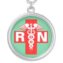 Collier d'initiales d'infirmière
