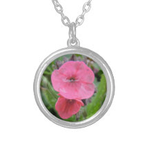 Collier " Fleur de pulmonaire"
