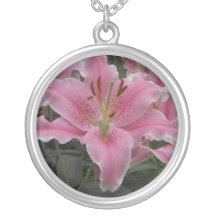 Collier rose de lis