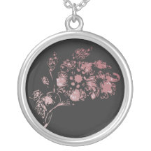 collier rose de marguerite
