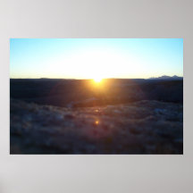 Commencer à faire nuit Sur la Pierre Posters