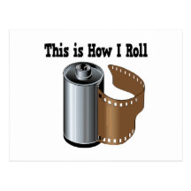 Comment je roule le film d'appareil-photo carte postale