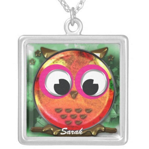 Conception mignonne de hibou colliers personnalisés