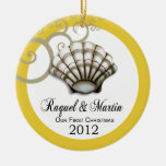 Coquillage Luxe notre premier Noël (yellow|white) Ornement De Noël