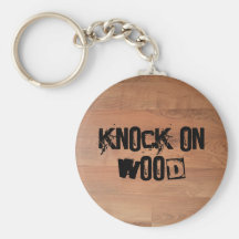 Coup sur Keychain en bois Porte-clés