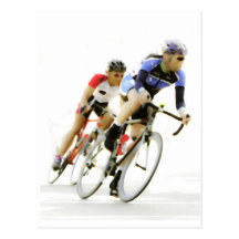 Coureurs de bicyclette - dans la courbe carte postale