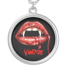crocs de vampire, vampire colliers